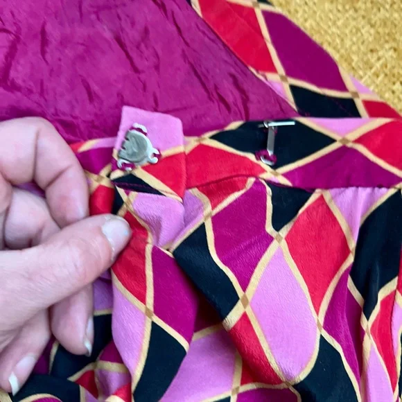 Diane Von Furstenberg Silk Assests vintage silk mini skirt - Picture 6 of 9